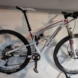 Rocky Mountain Element 950