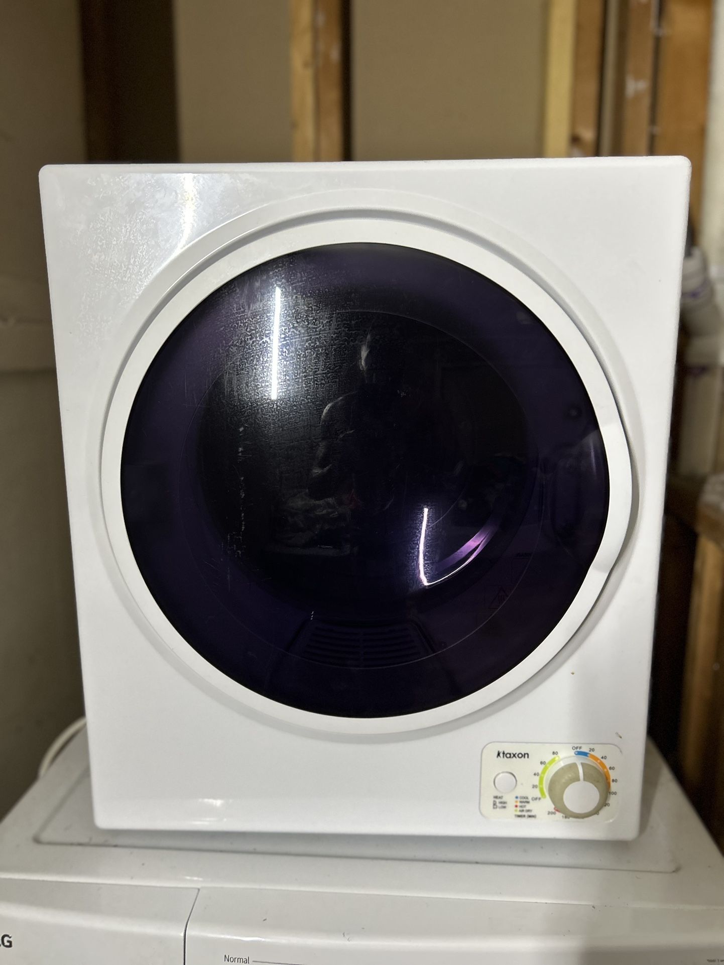 Taxon Clothes Dryer