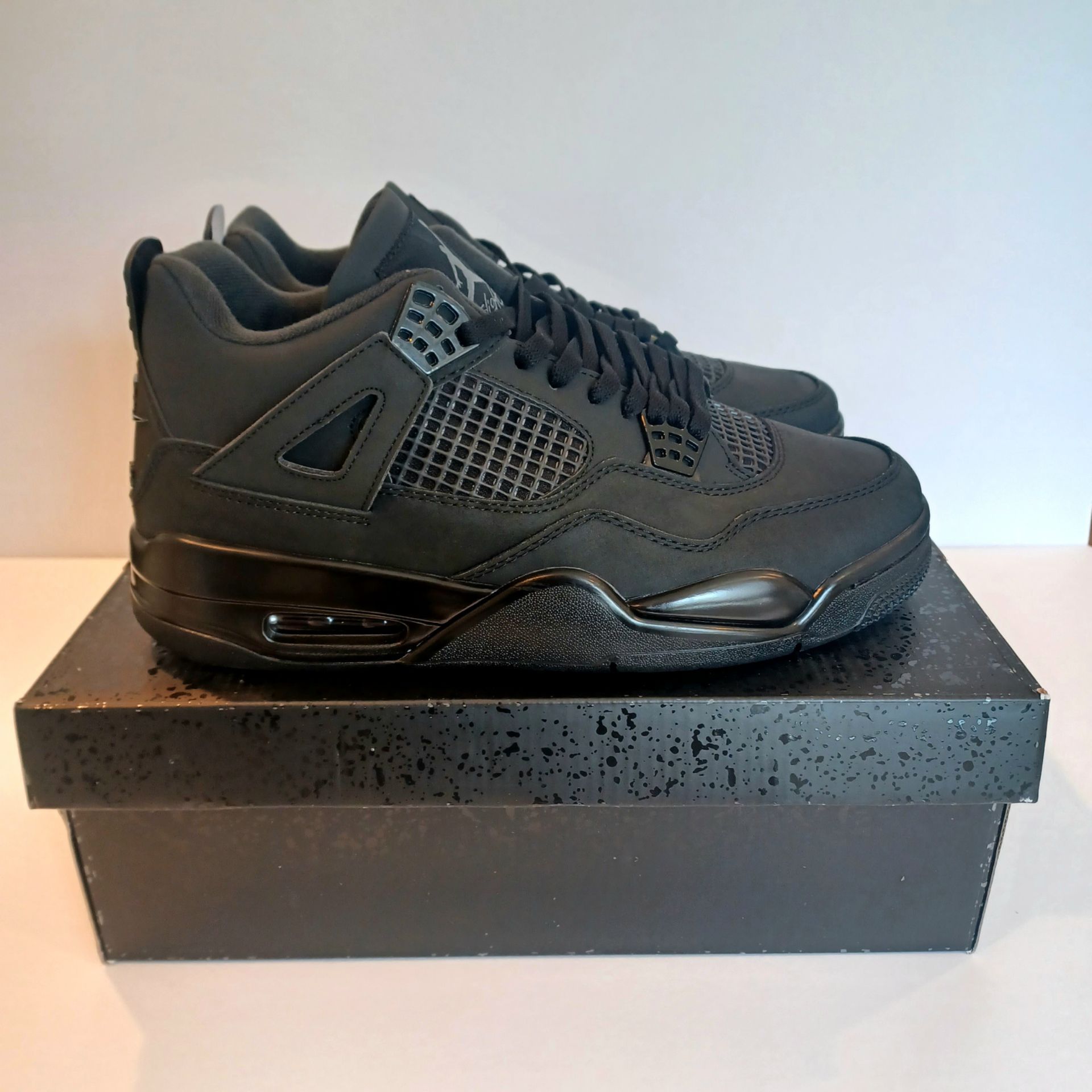 Jordan 4 Retro Black Cat 2026