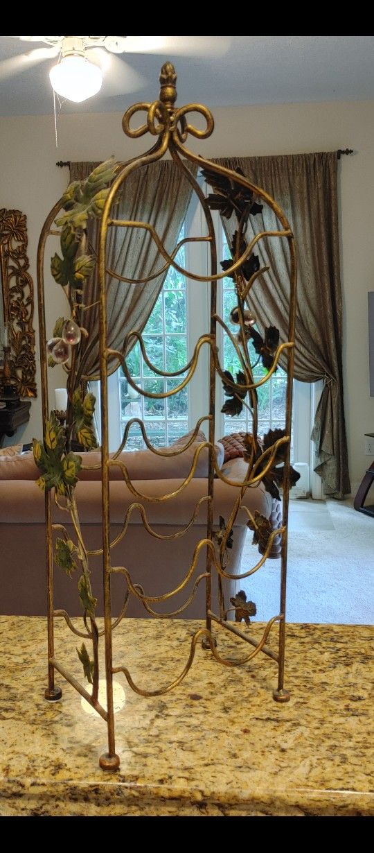 9-BOTTLE COUNTERTOP DECORATIVE WINE RACK