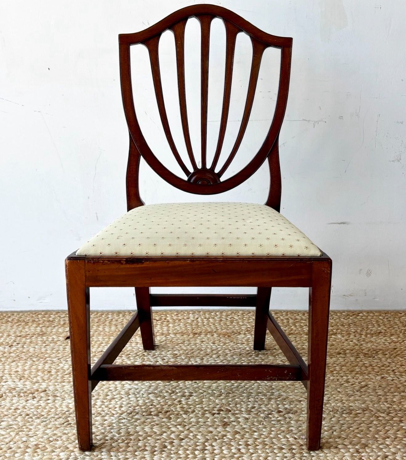 ⭕️ Antique Mahogany Shield Back Side Chair In Hepplewhite Style