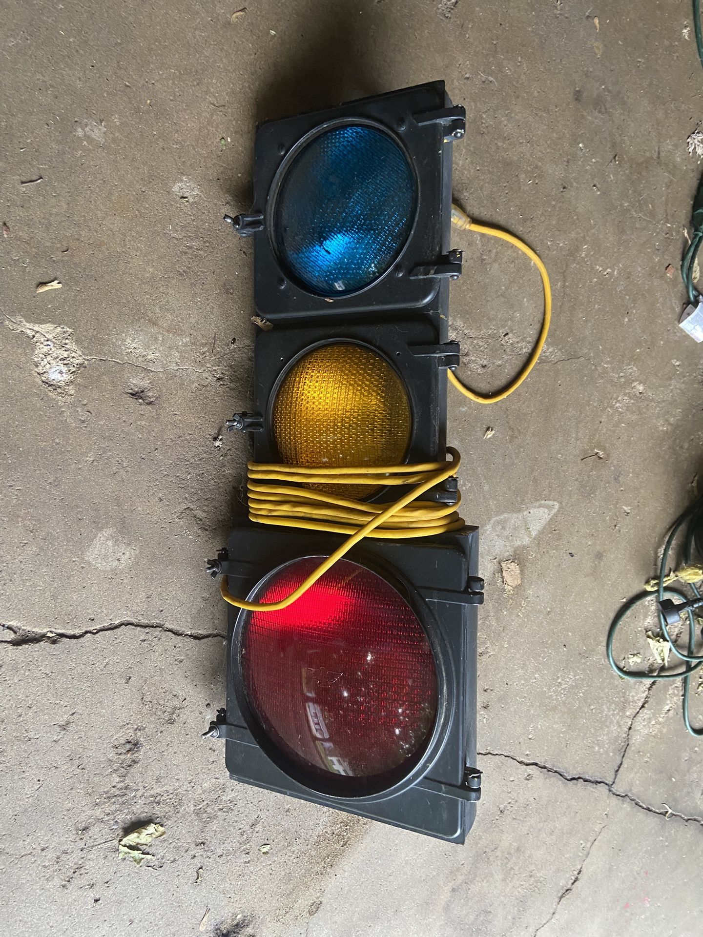 Giant Mobile Stop Light Seems To Work May Need Some Work Looks About 300$ Online Best Offer Gets It