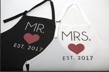 Mr. and Mrs. Couples Wedding Aprons Est. 2017
