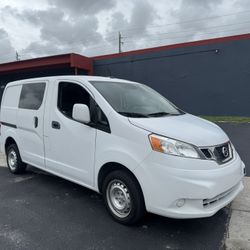 2018 Nissan Nv200