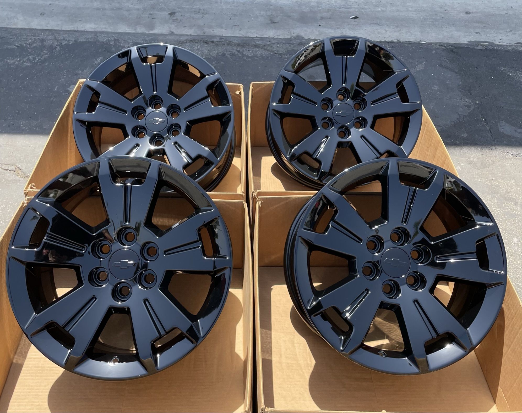 17” Chevy Colorado Factory Wheels Gloss Black