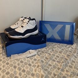 Air Jordan 11 Win Like 82  Size 9