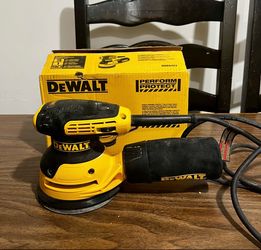DeWalt 3 Amp 5” Variable Speed Random Orbit Sander