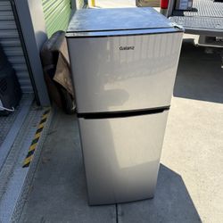 Small Fridge With Freezer