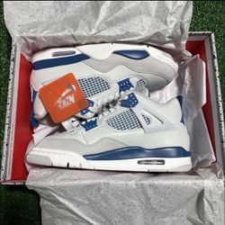Military Blue Jordan 4s (8.5) Read Description 