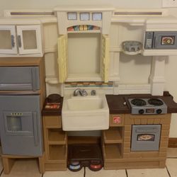 Kids Play Kitchen 