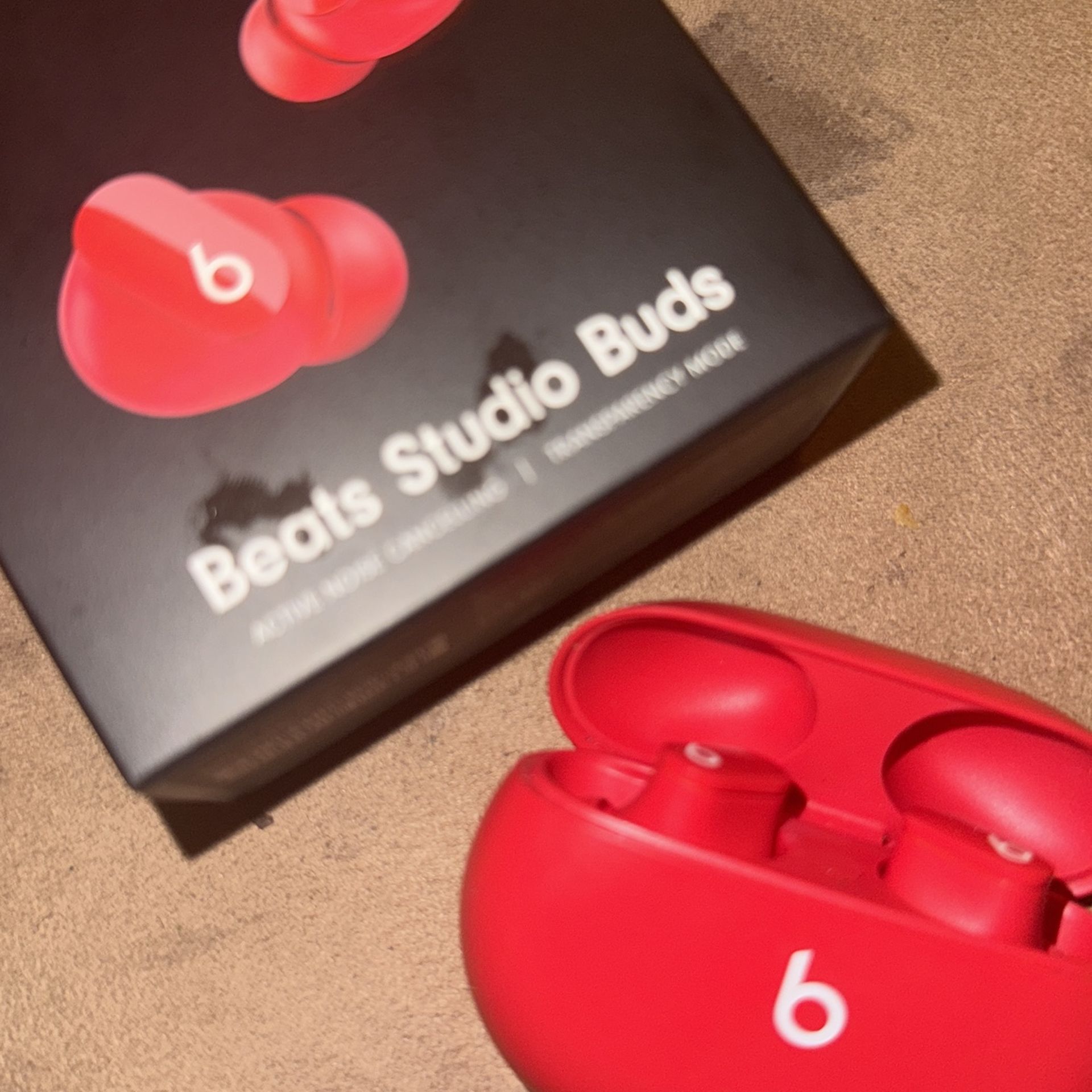 Beats Studio Buds