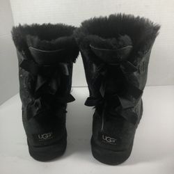 UGG Women’s Boots Size US 7