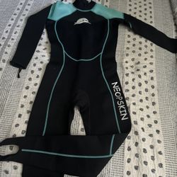 Size Medium Adult New
