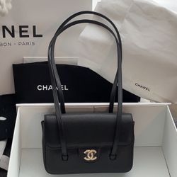 Chanel Preppy Coco Leather Bag