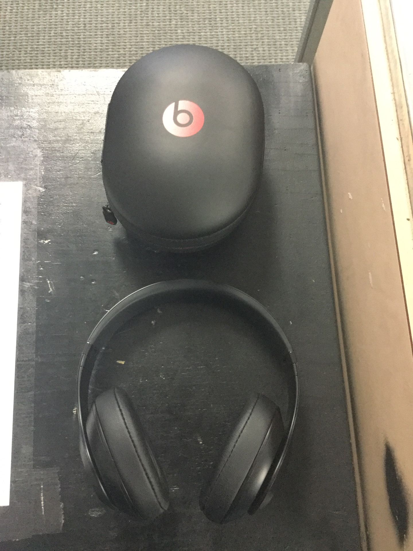 Beats solo 3 BT headphones