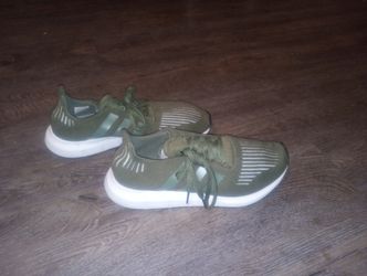 Adidas Swift Running Shoes 