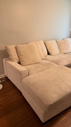 Cream Corduroy Modular Sectional + 2 Ottomans Pick Up & Cash only