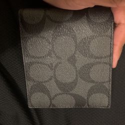 Selling Expensive Wallet 