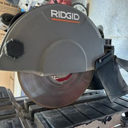 RIDGID #R4092 10 in. Wet Tile Saw with Rolling Stand 