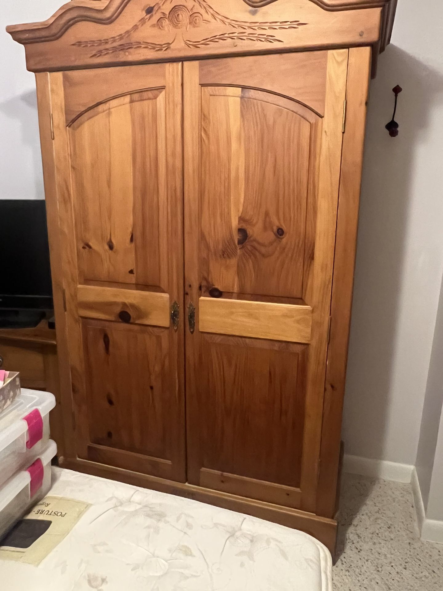 Country Farmhouse, Solid Wood ,Bedroom Set