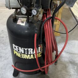 Central Pneumatic 21 Gallon Air Compressor