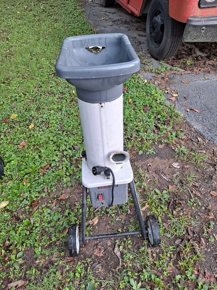 Heavy Duty Electric Chipper