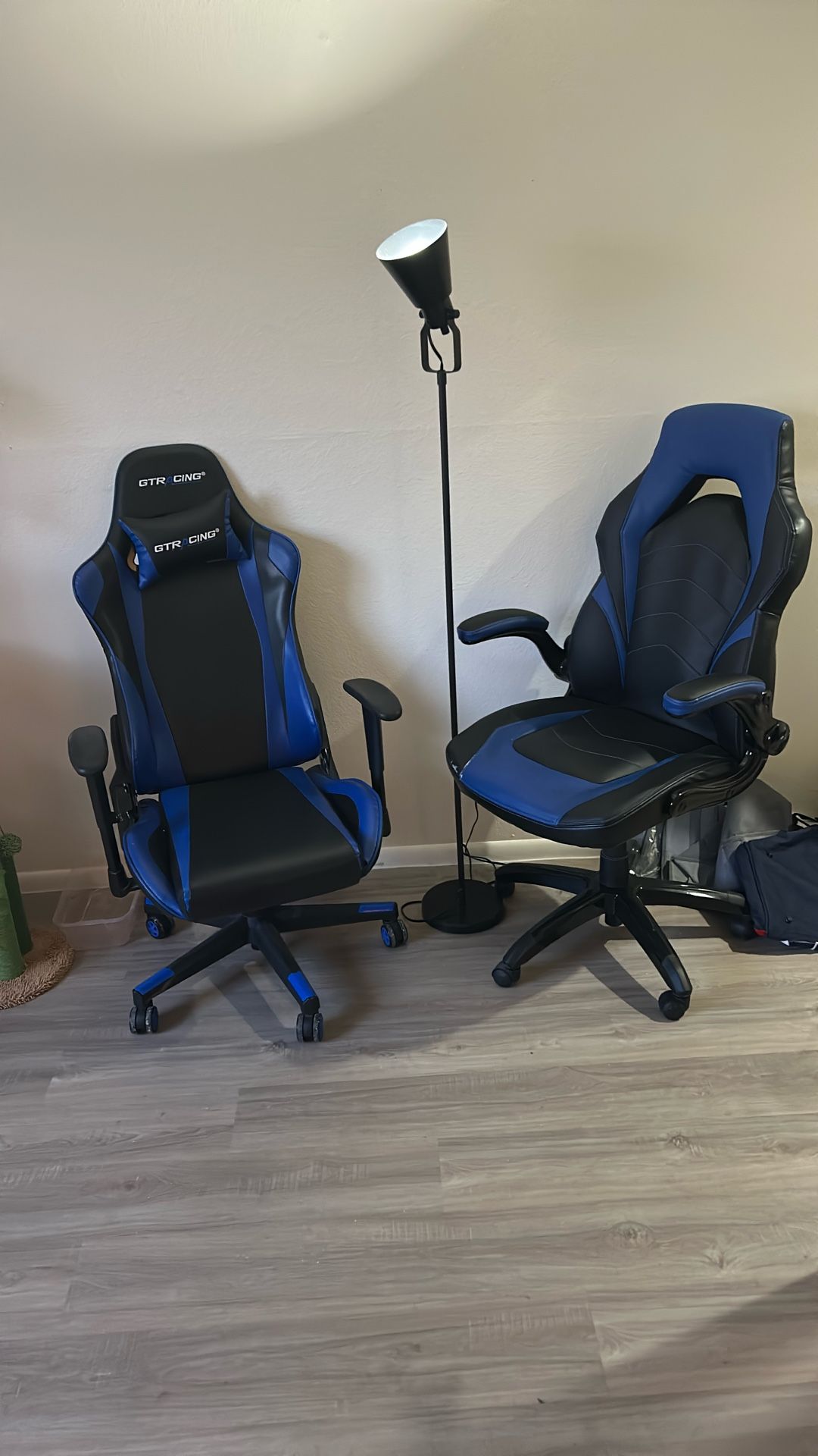 Rolling Chairs