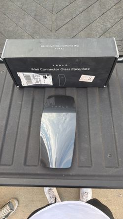 Tesla wall connector glass faceplate