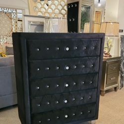 Black Glam Chest