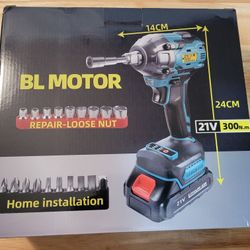 NEW Electric Impact Wrench kit 21V 300N.m w/Box