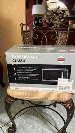 NEW Farberware Classic Microwave Oven