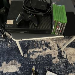 Xbox Complete With Controller HDMi , Power Code And Box And Games