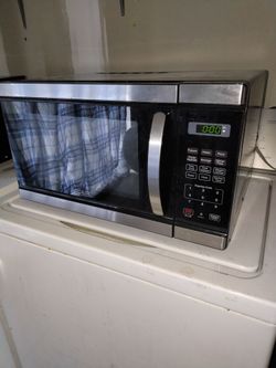 Only use once or twice 1,000 watt clean for sale in Pine Hills
