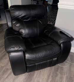Leather recliner chair