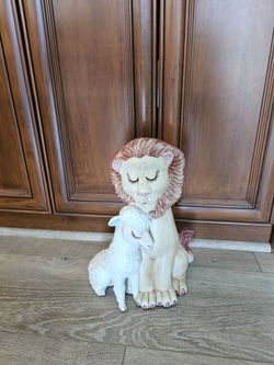 Lion 🦁 and Lamb Porcelain
