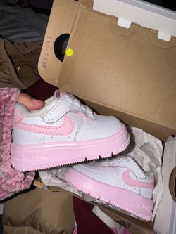 White/pink Nike force 1 low easyon size 2c