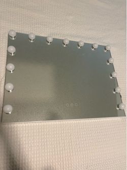 LED Vanity Mirror with Lights & Touch Controls – Dimmable