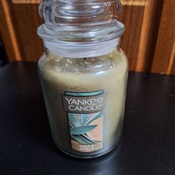 Yankee Candle Like New