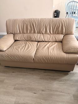 Love seat