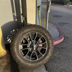 20” TRD TUNDRA STOCKS 6 Lug