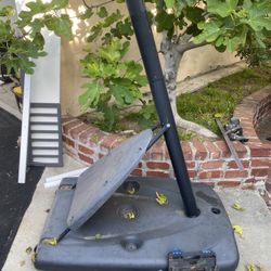 Spaulding Basketball Hoop