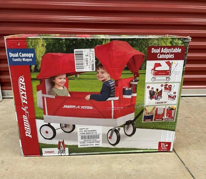 Radio Flyer, Dual Canopy Family Wagon, Adjustable Canopies with Storage Bag, Ages 1.5+ years
