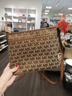 Micheal kors crossbody bag new