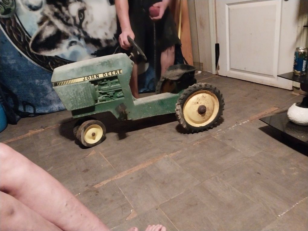 Antique John Deere Tractor