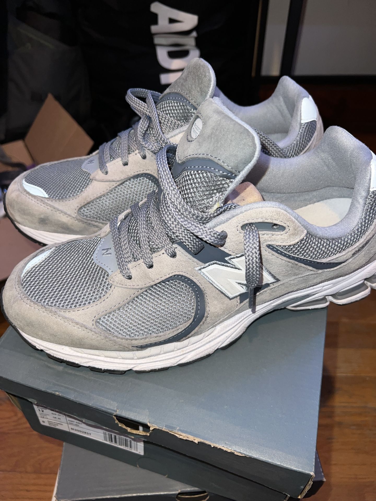 New Balance 2002r