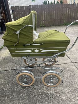 Vintage Stroller Carriage 