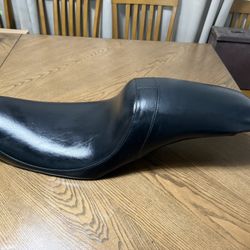 1998 Dyna Wide glide Seat