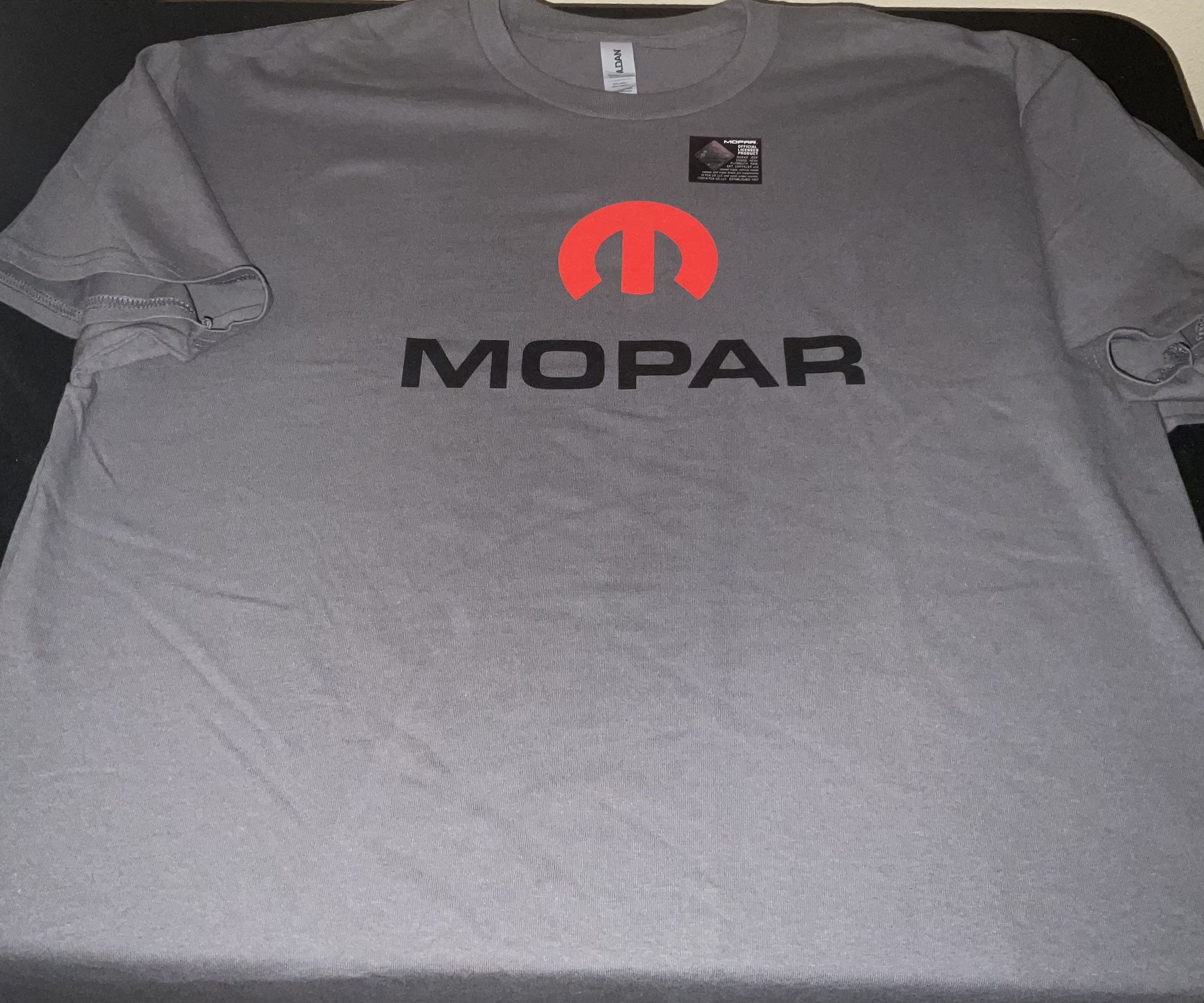 Mopar Powered Logo Cotton T-Shirt Muscle Cars Adult men’s XL New 