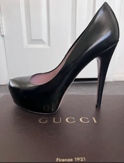 Hot Black Stilettos!