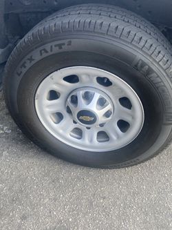 Silverado duramax rims tires set of 4 tire and rims